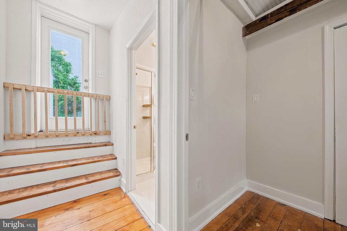 103 E Cross Street E photo 28