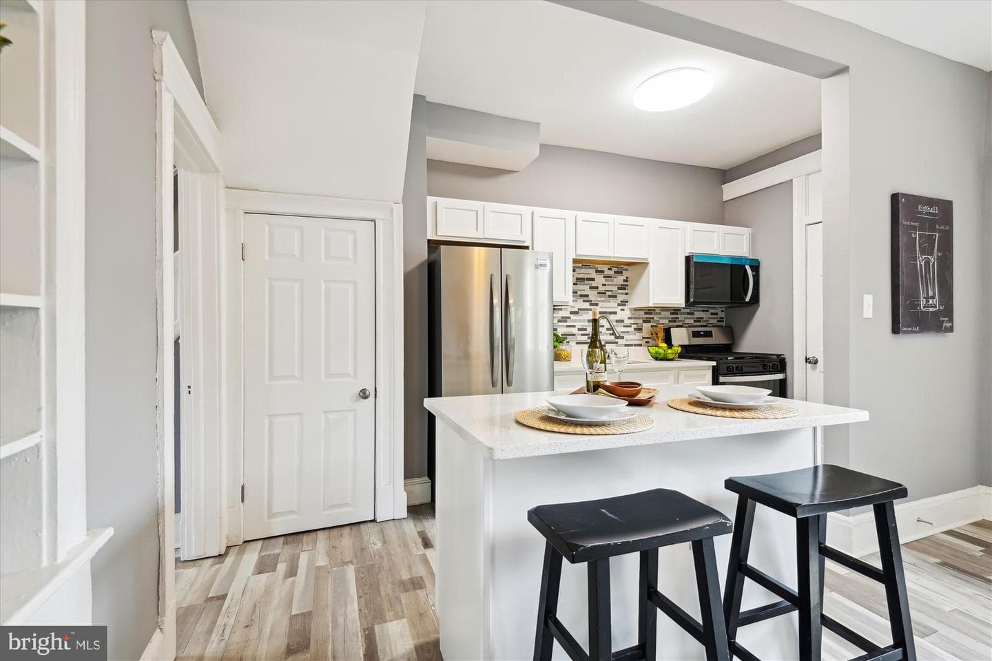 2917 Baker Street photo 10