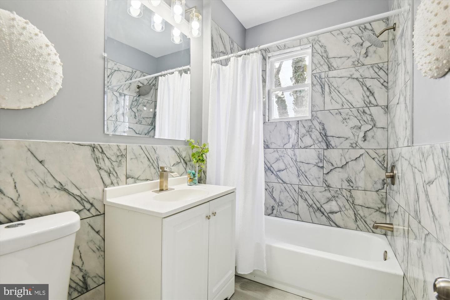 2917 Baker Street photo 19
