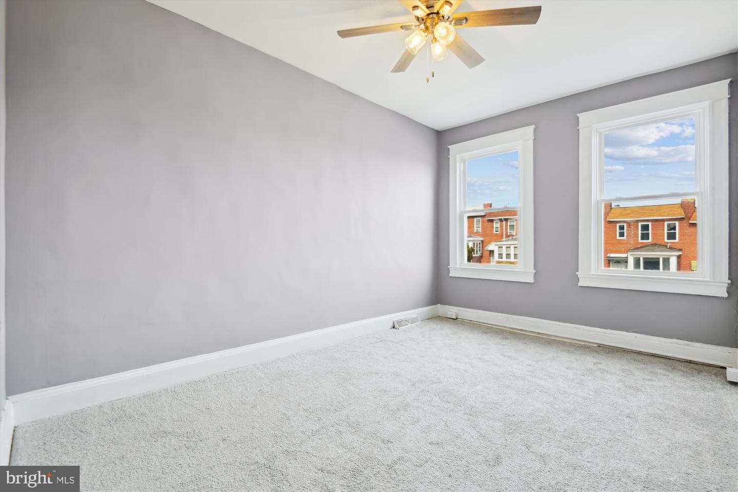 2917 Baker Street photo 21