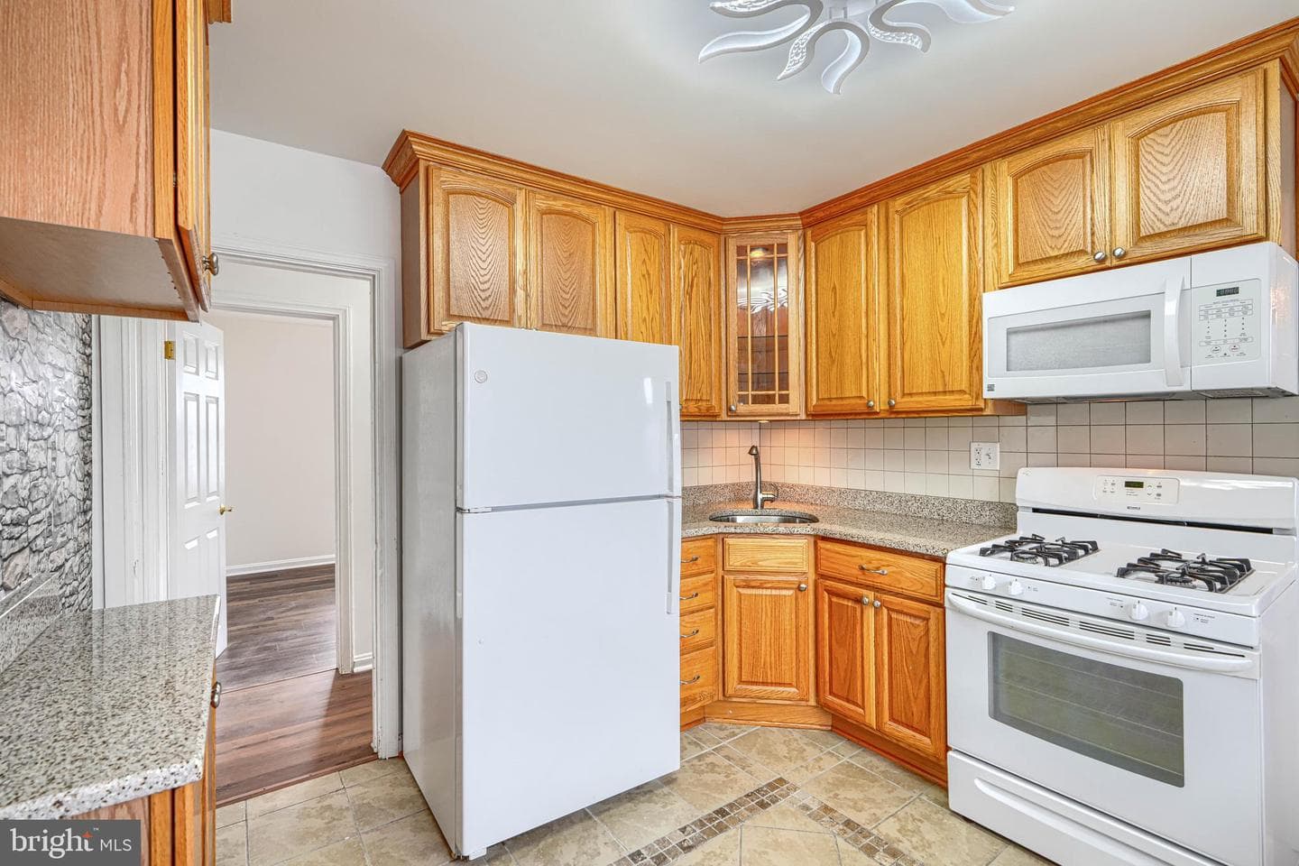 5709 Key Avenue photo 22