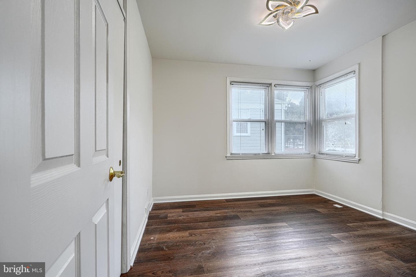 5709 Key Avenue photo 32