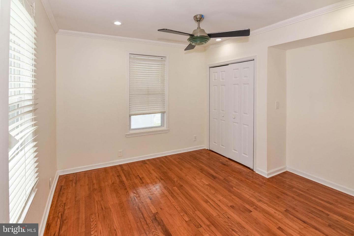 5304 Merceron Avenue photo 12