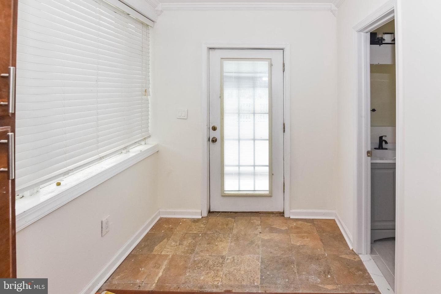 5304 Merceron Avenue photo 9