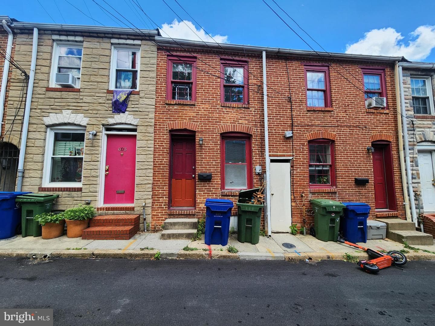 605 S Bradford Street photo 1