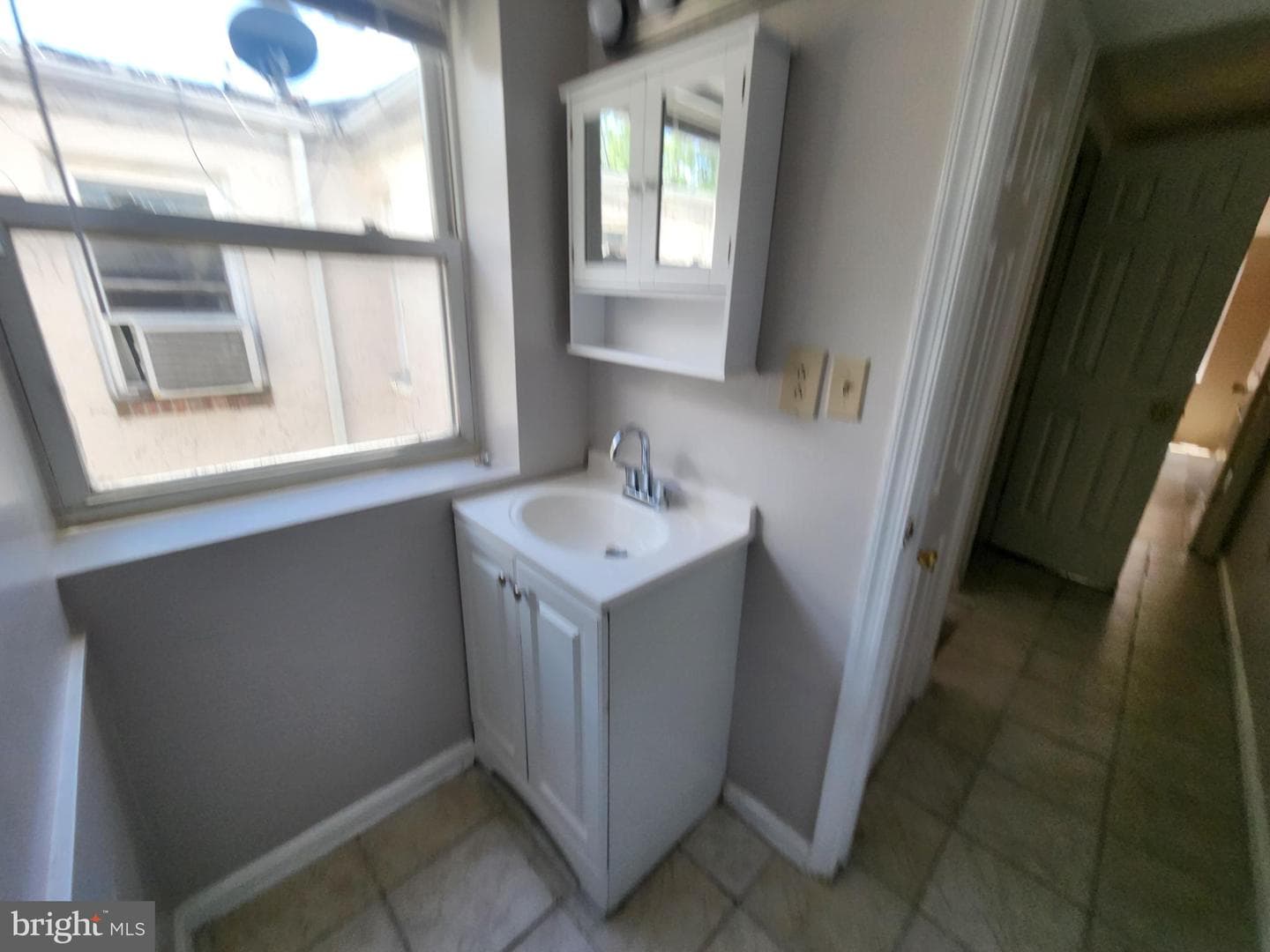 605 S Bradford Street photo 11