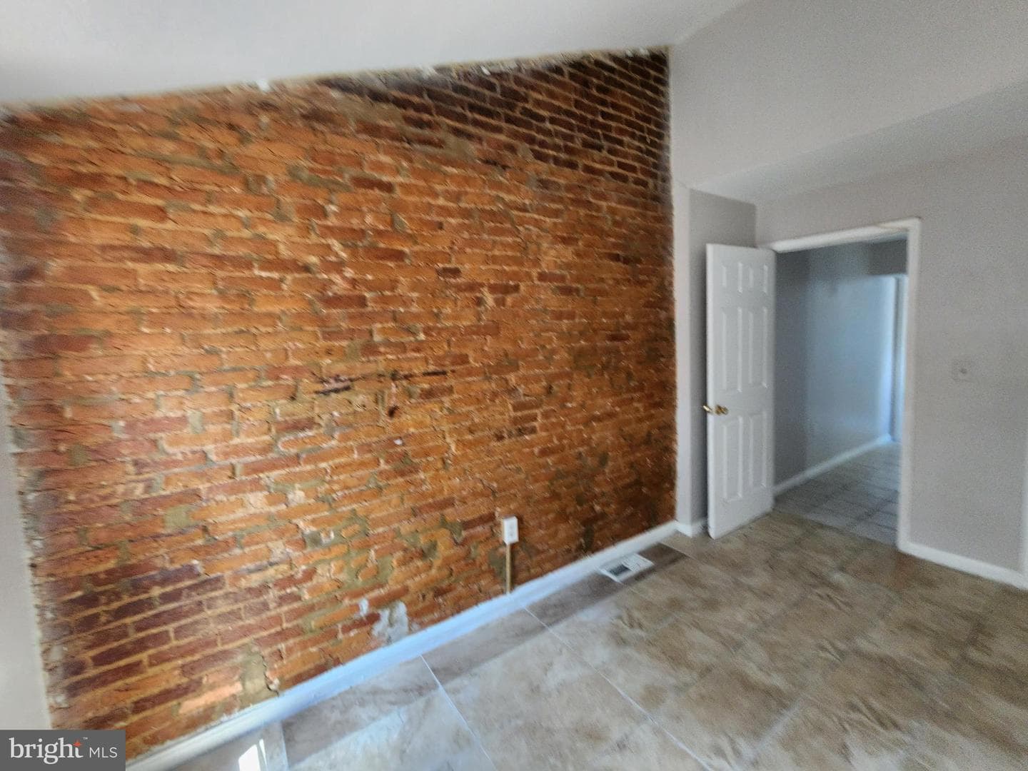 605 S Bradford Street photo 15