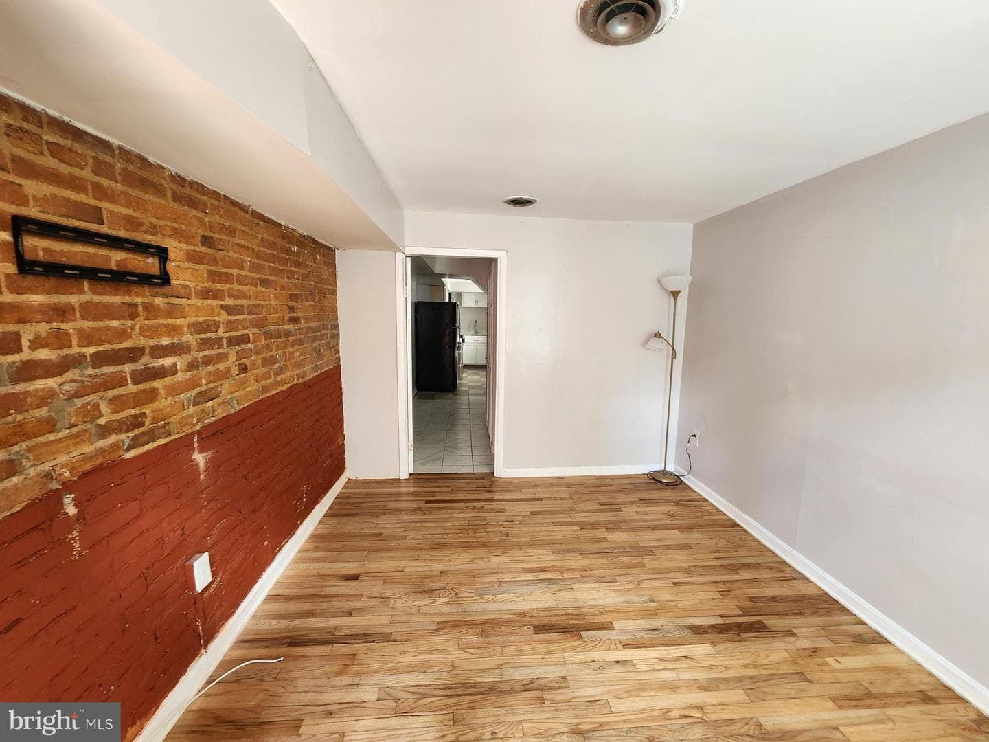 605 S Bradford Street photo 2