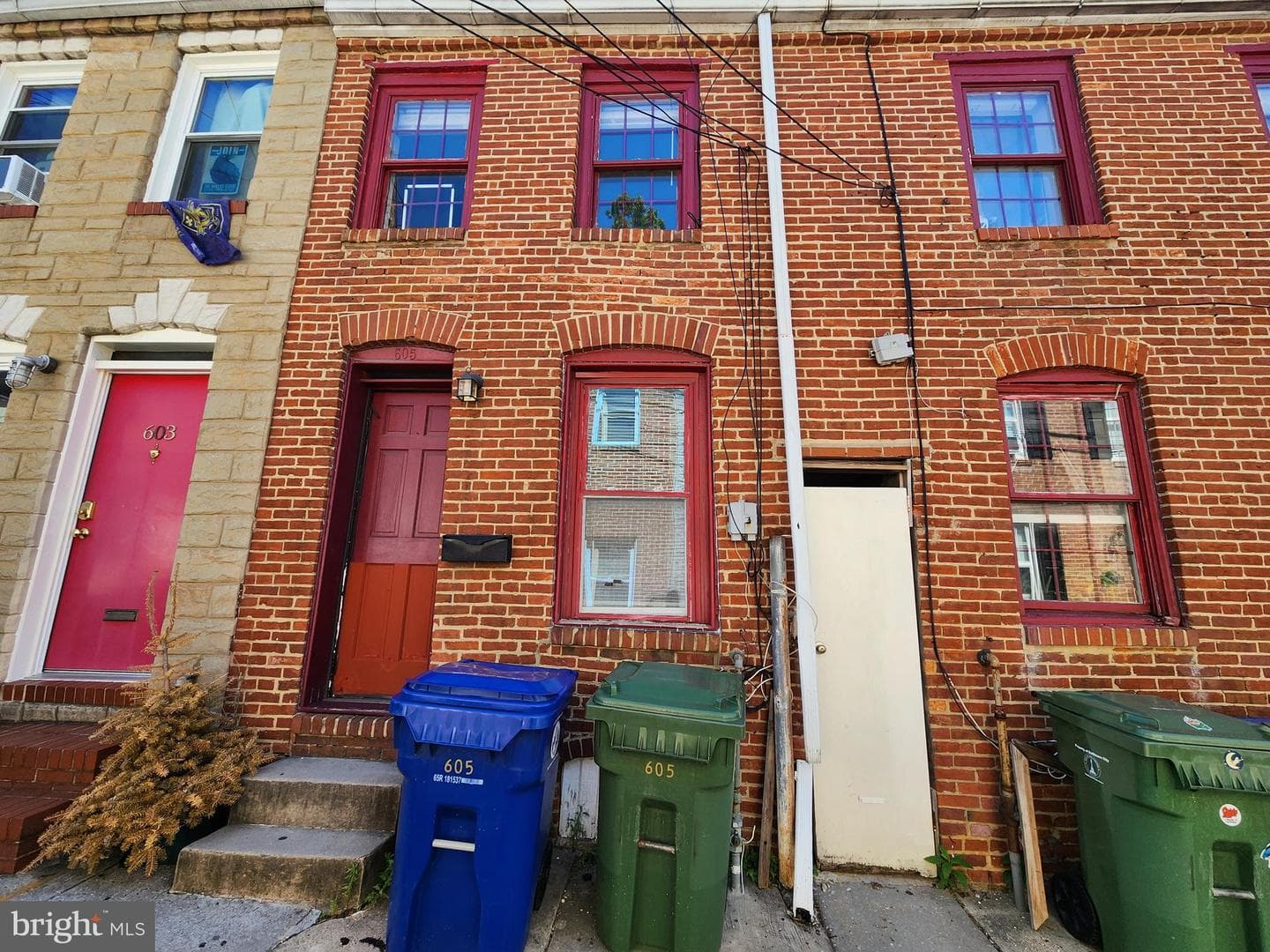 605 S Bradford Street photo 27