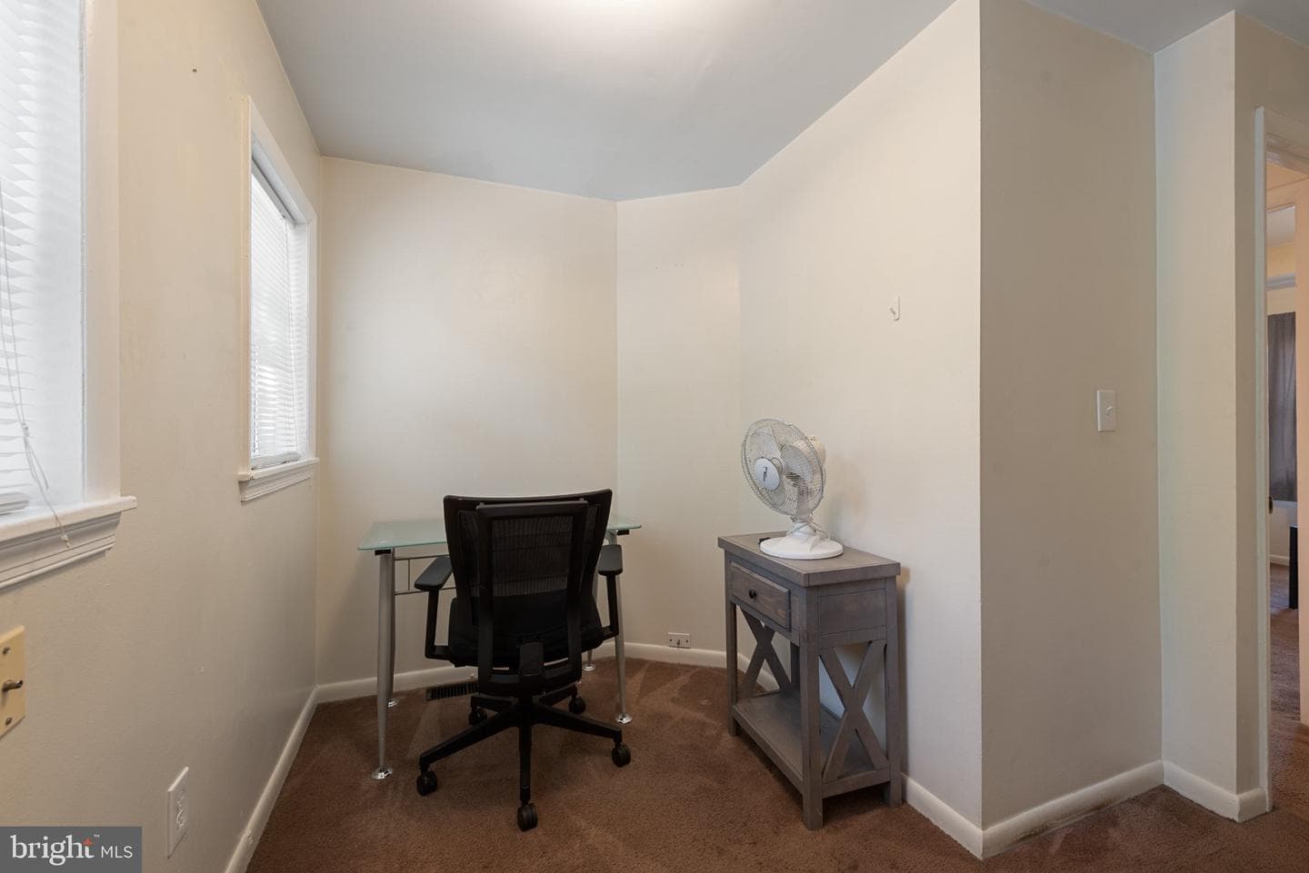 211 S Madeira Street photo 16
