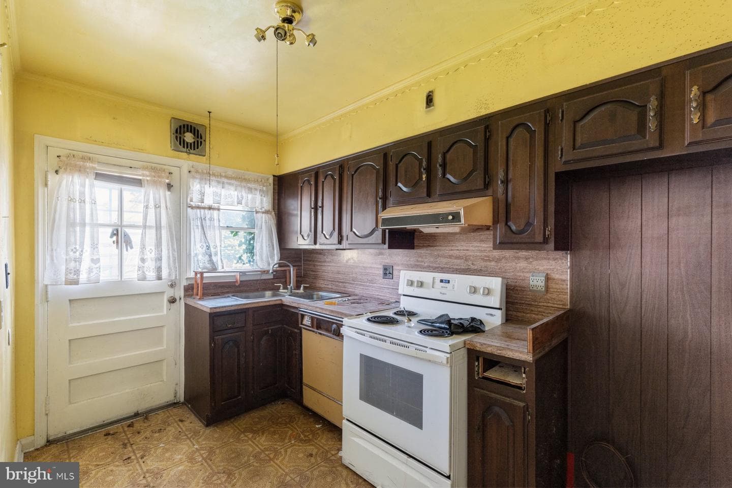 1510 Gleneagle Road photo 9