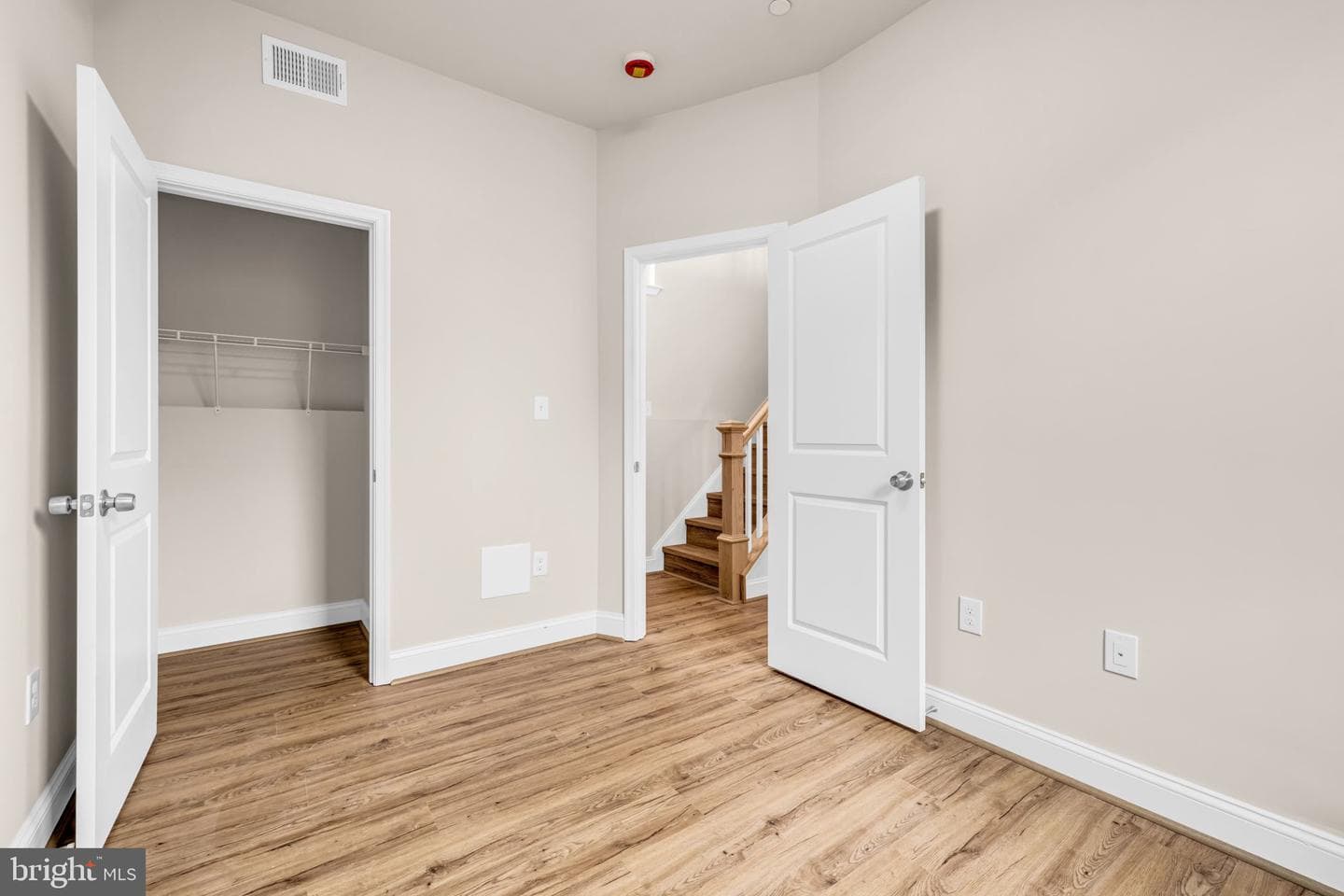1129 Monroe Circle photo 13