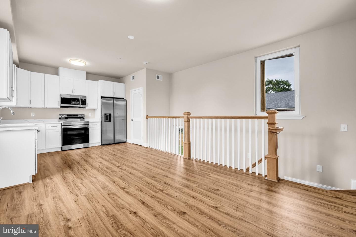 1129 Monroe Circle photo 3
