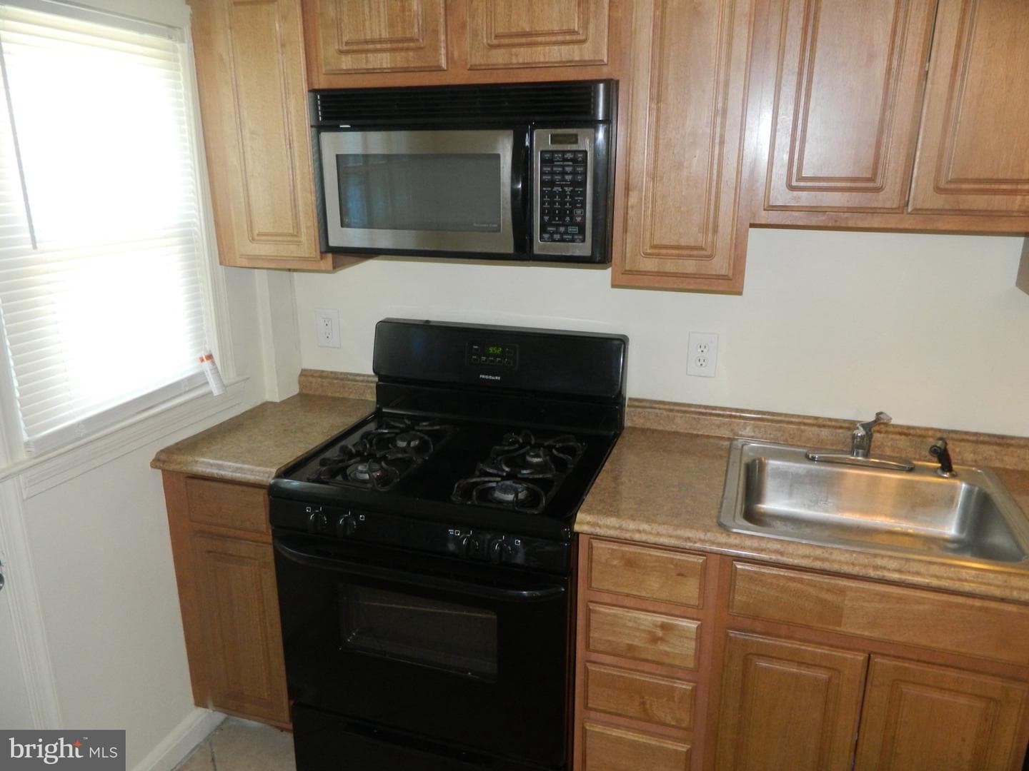 4003 Glenarm Avenue photo 6