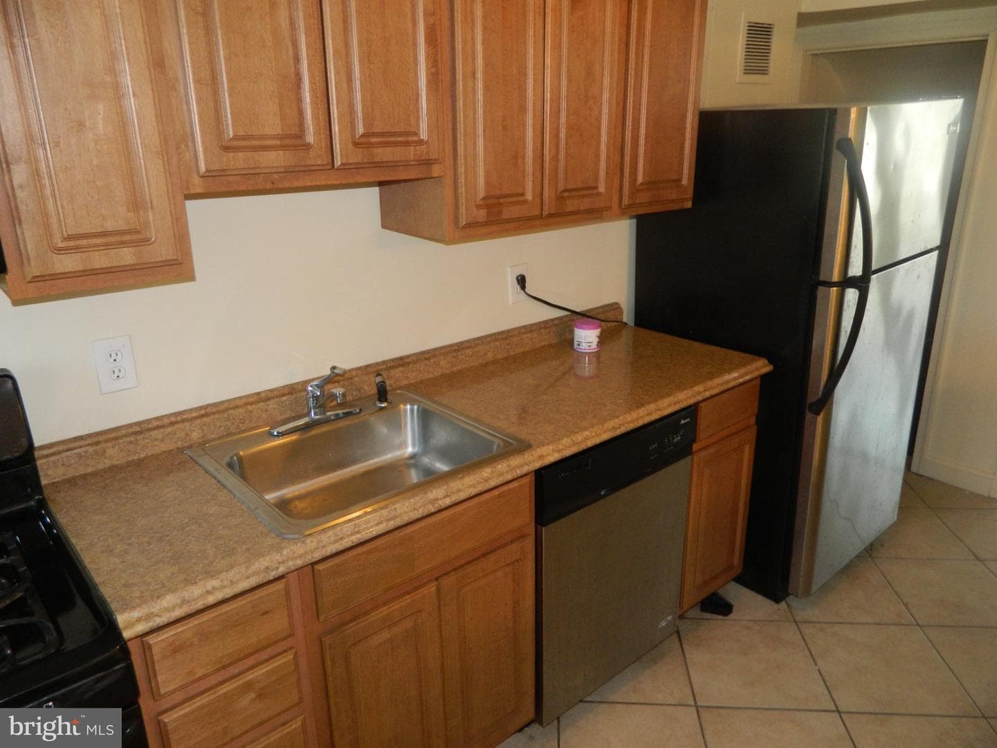 4003 Glenarm Avenue photo 7