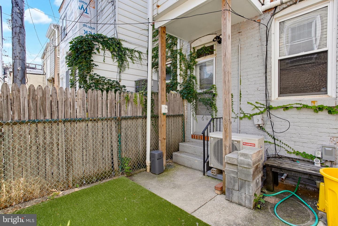 2712 Dillon Street photo 22