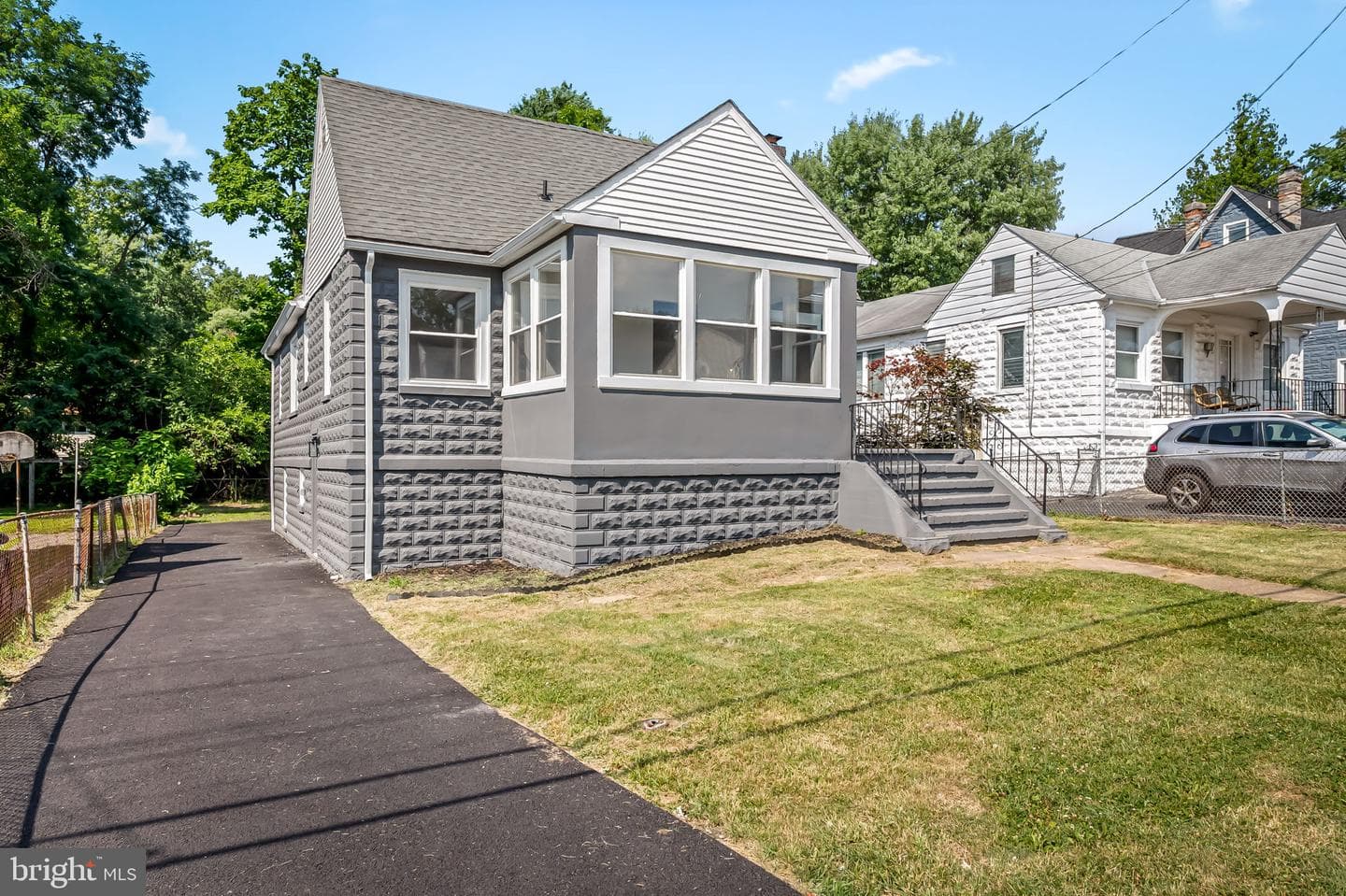 3716 E Northern Parkway photo 3