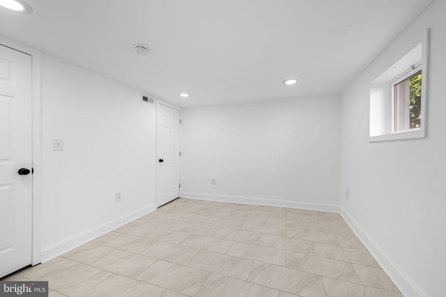 3716 E Northern Parkway photo 34