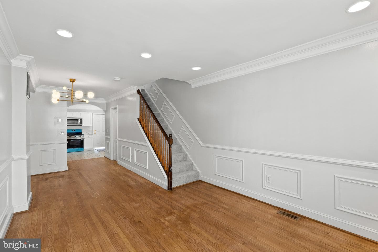 501 N Port Street photo 3