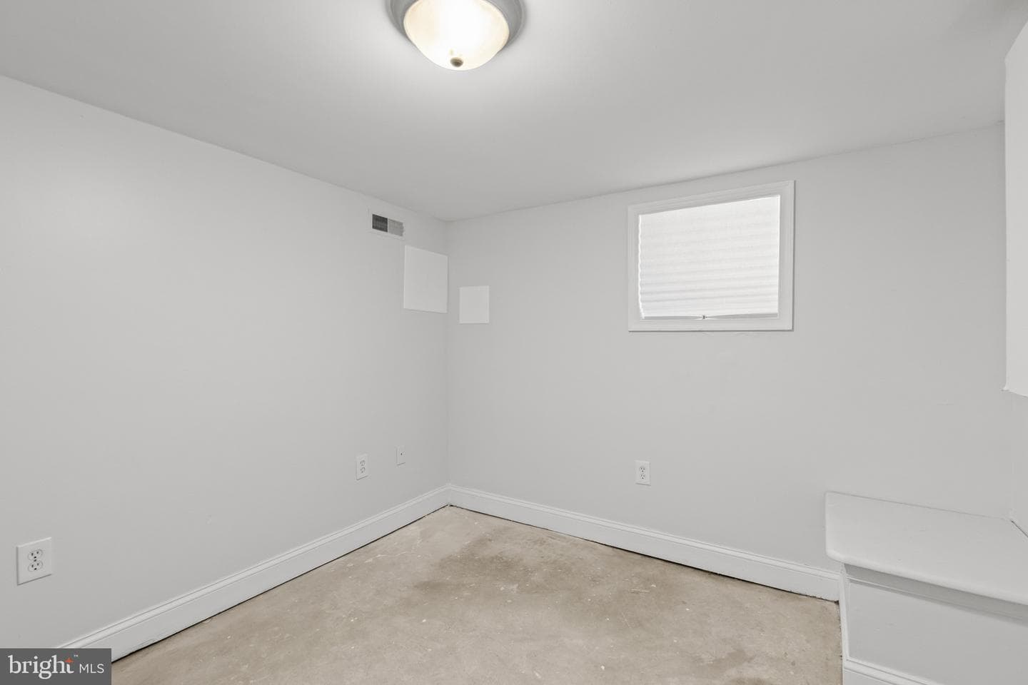 501 N Port Street photo 30