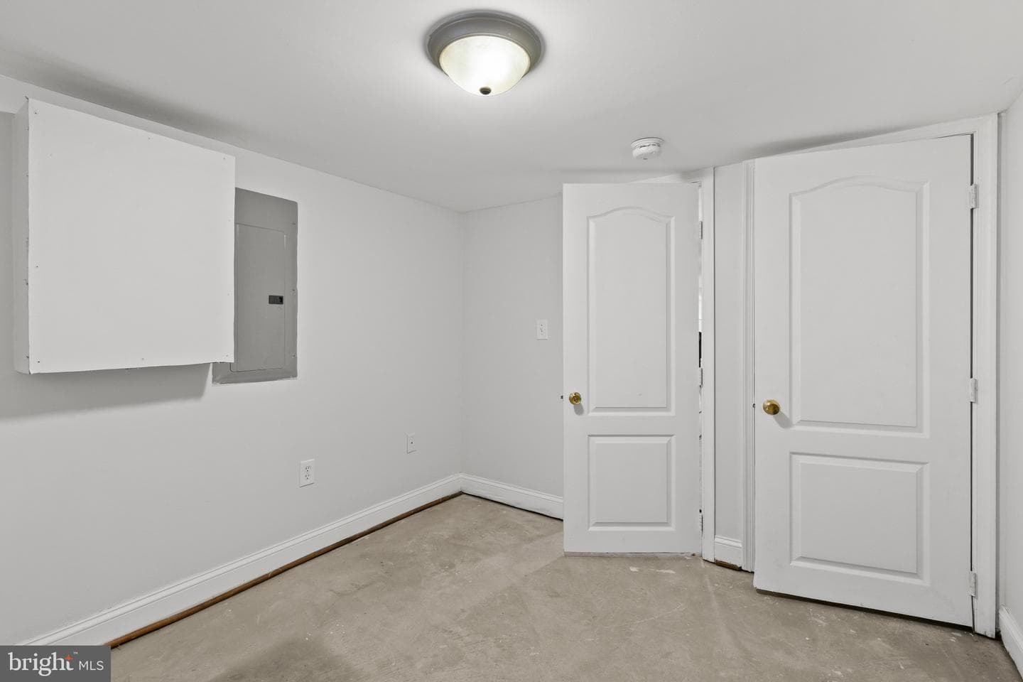 501 N Port Street photo 32