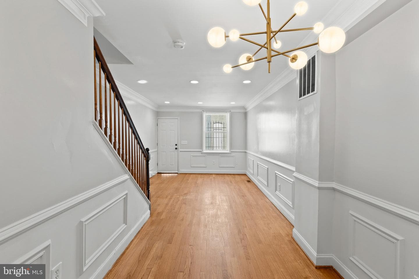 501 N Port Street photo 4