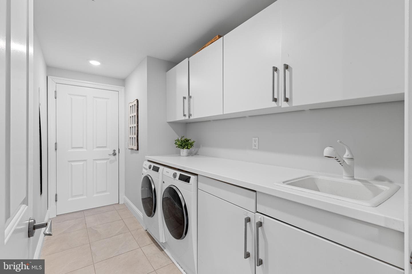 801 Key Highway #253 photo 31