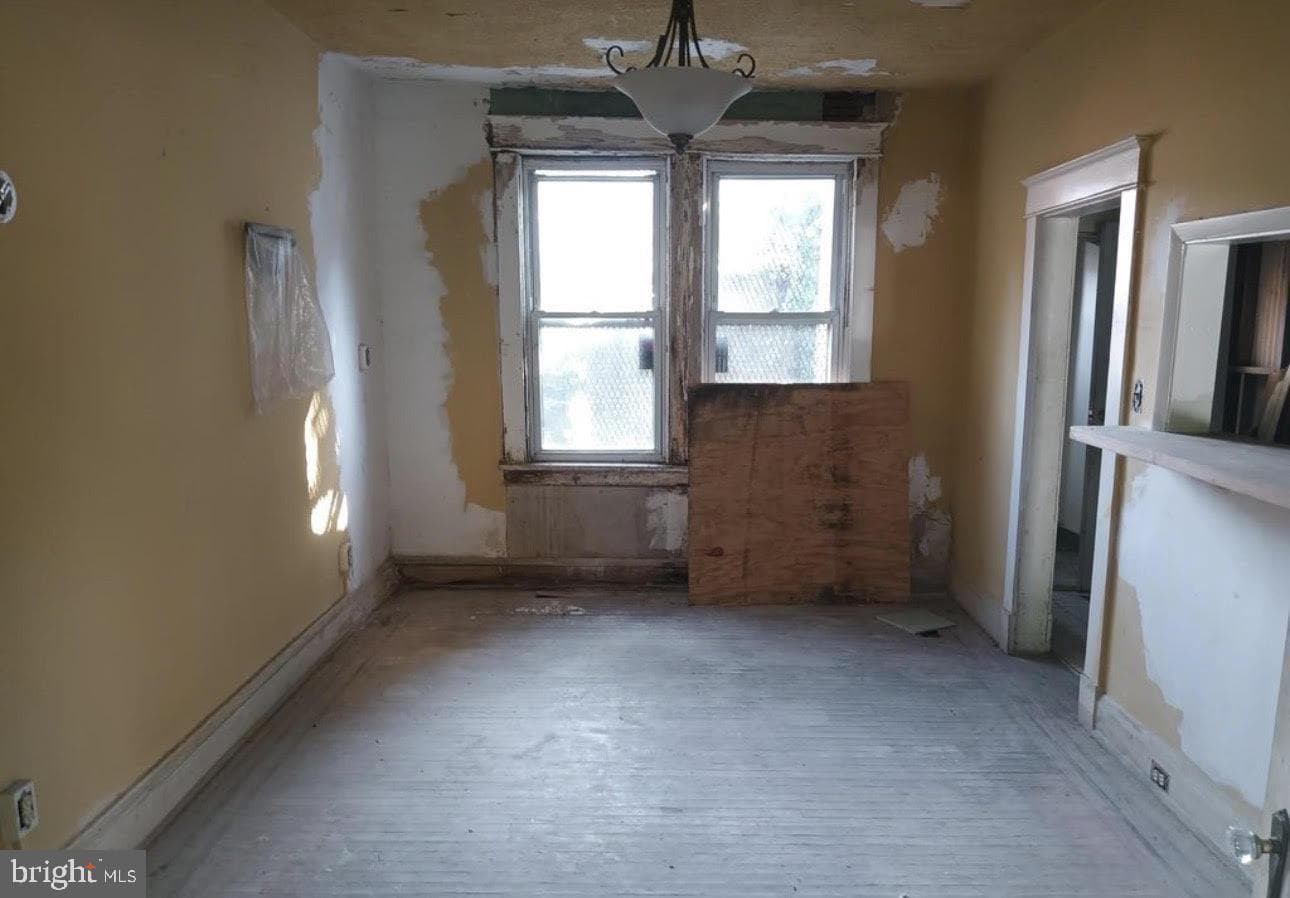 2324 Reisterstown Road photo 4