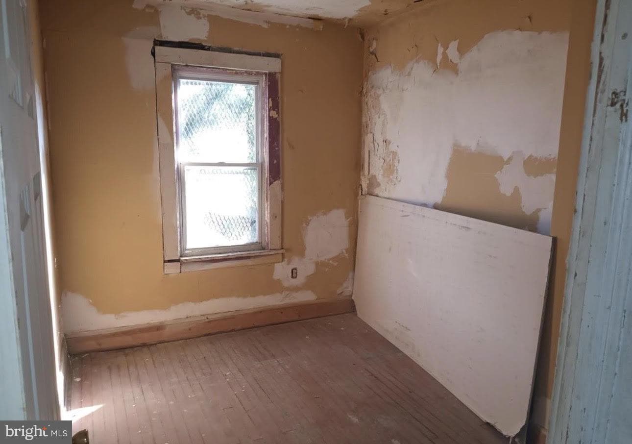 2324 Reisterstown Road photo 5