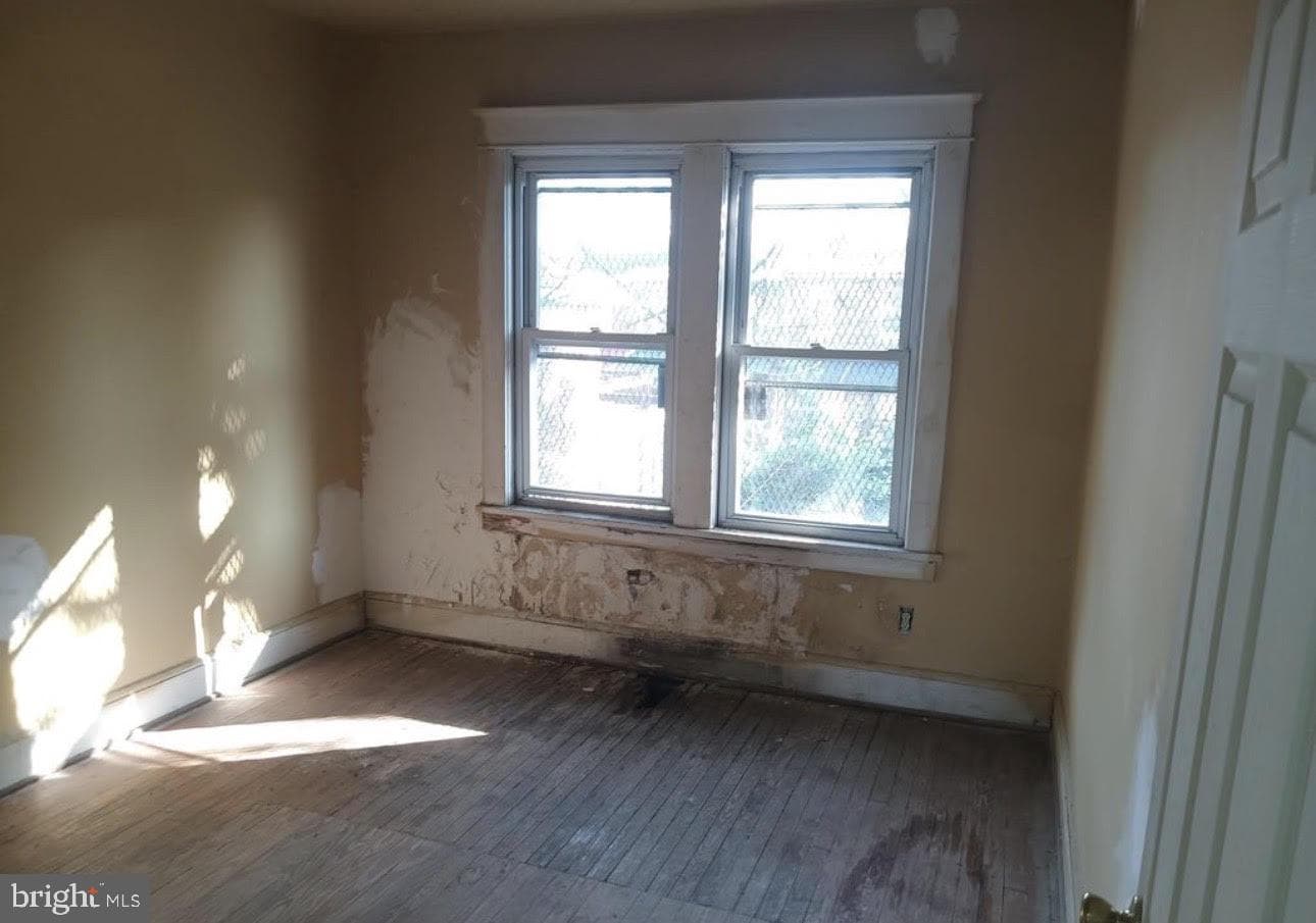 2324 Reisterstown Road photo 6