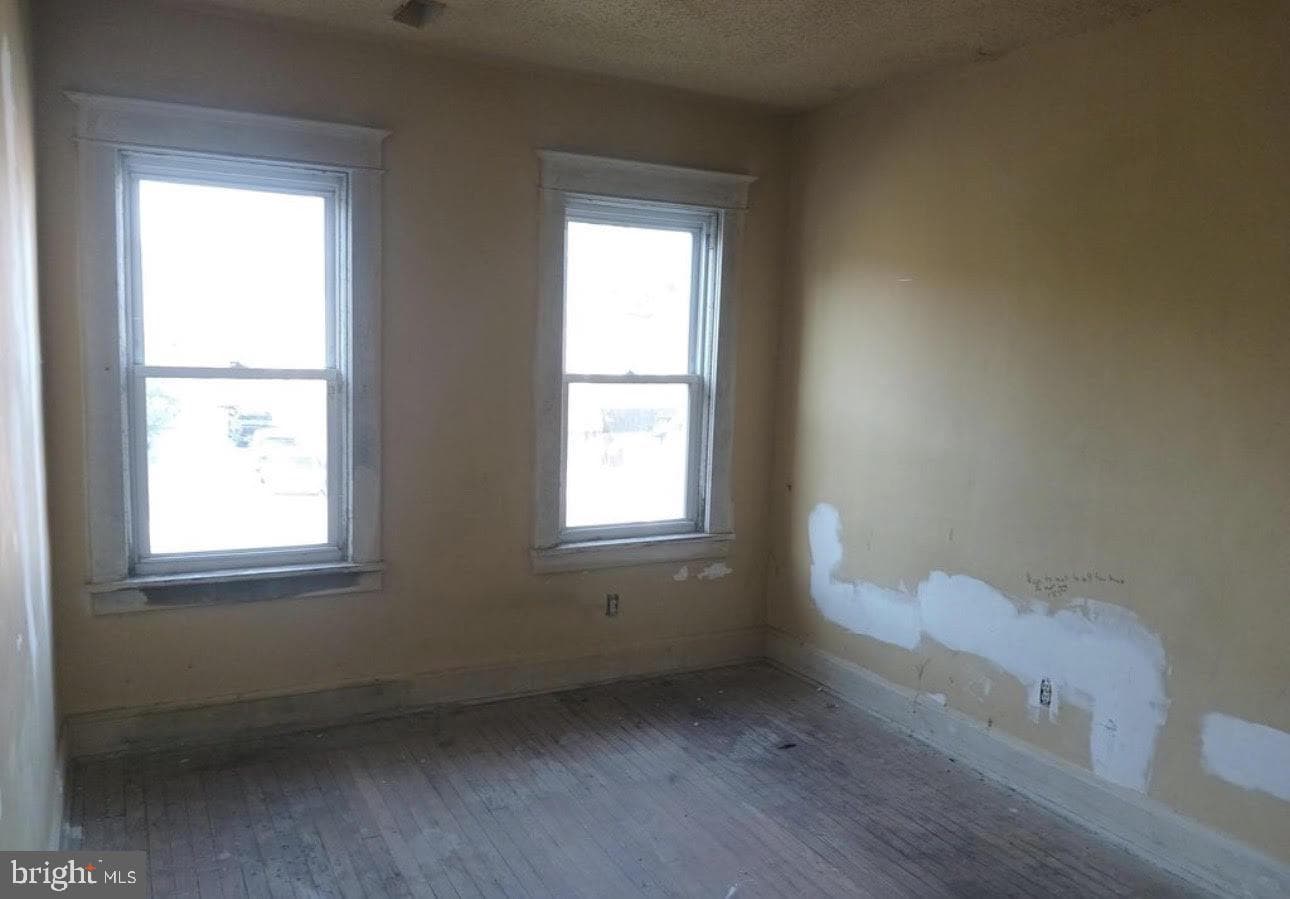 2324 Reisterstown Road photo 8