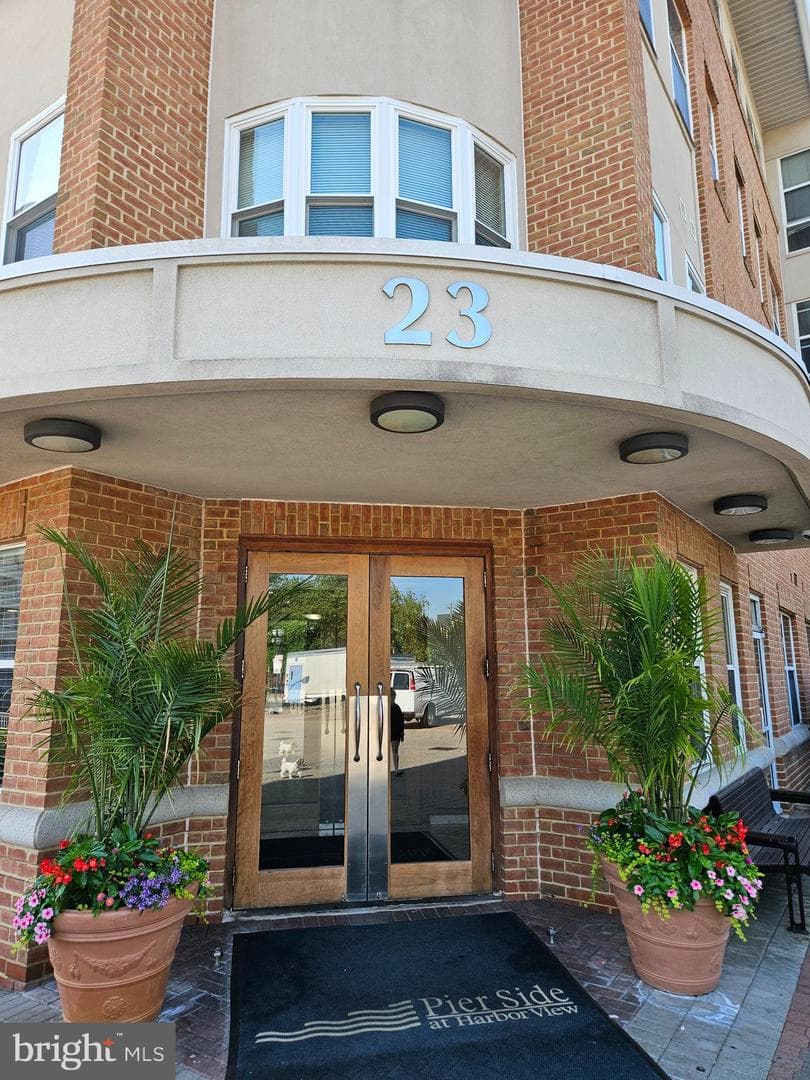 23 Pierside Dr # 411, Baltimore
