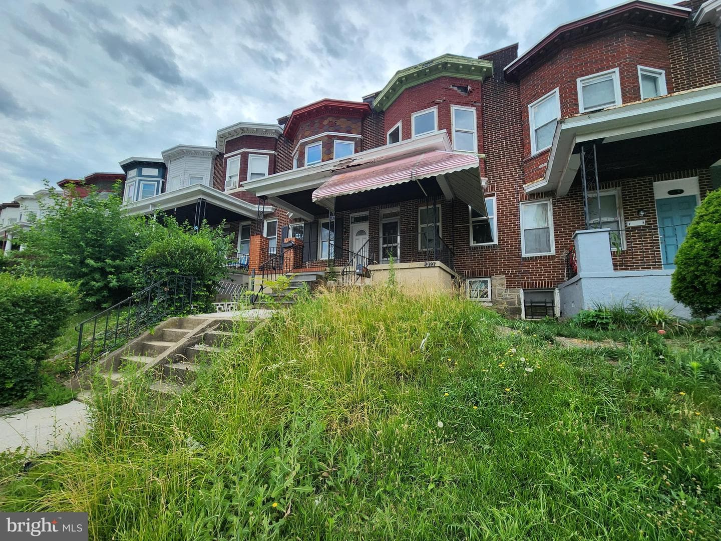 2327 W Lexington Street photo 2