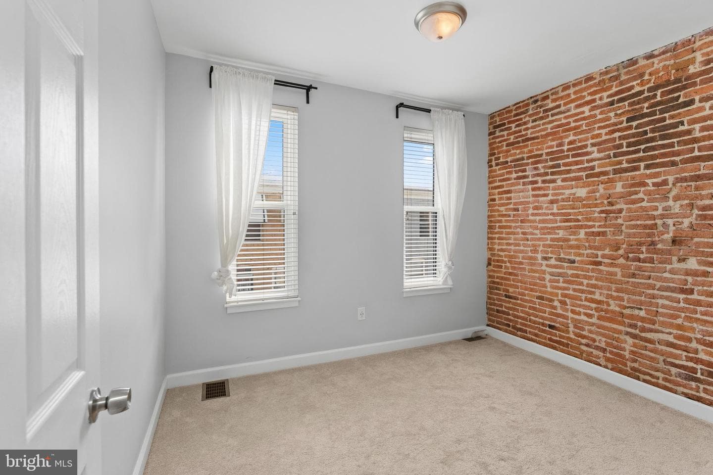 224 N Port Street photo 21