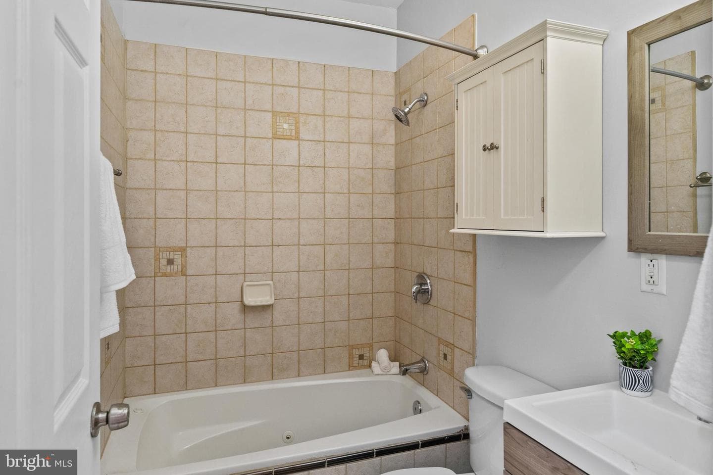 224 N Port Street photo 23
