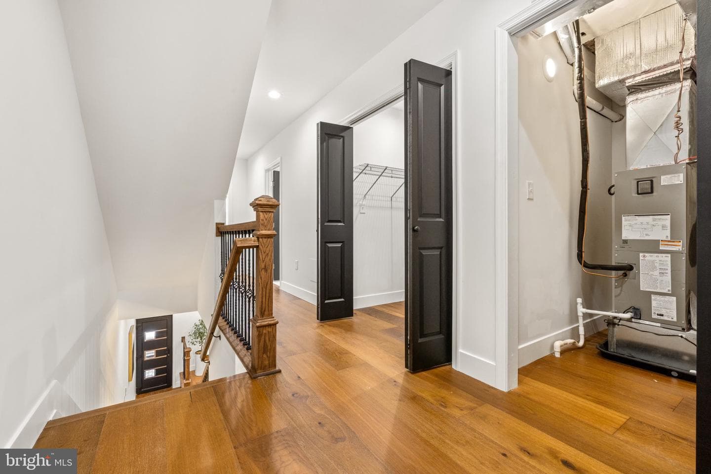 1220 N Eden Street photo 17