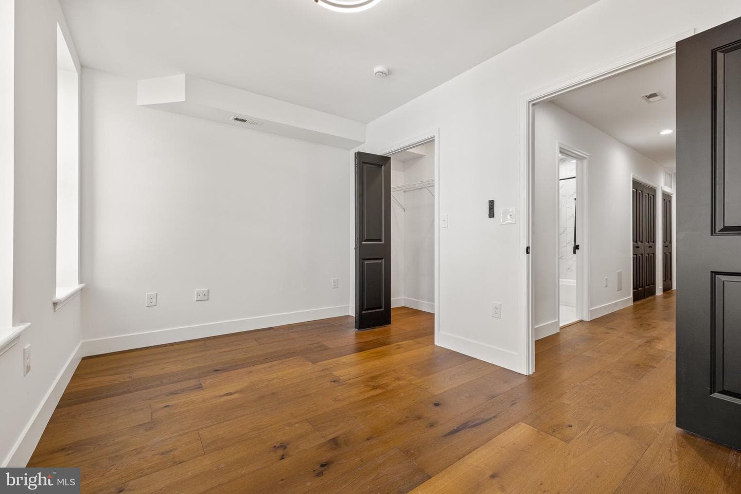 1220 N Eden Street photo 23