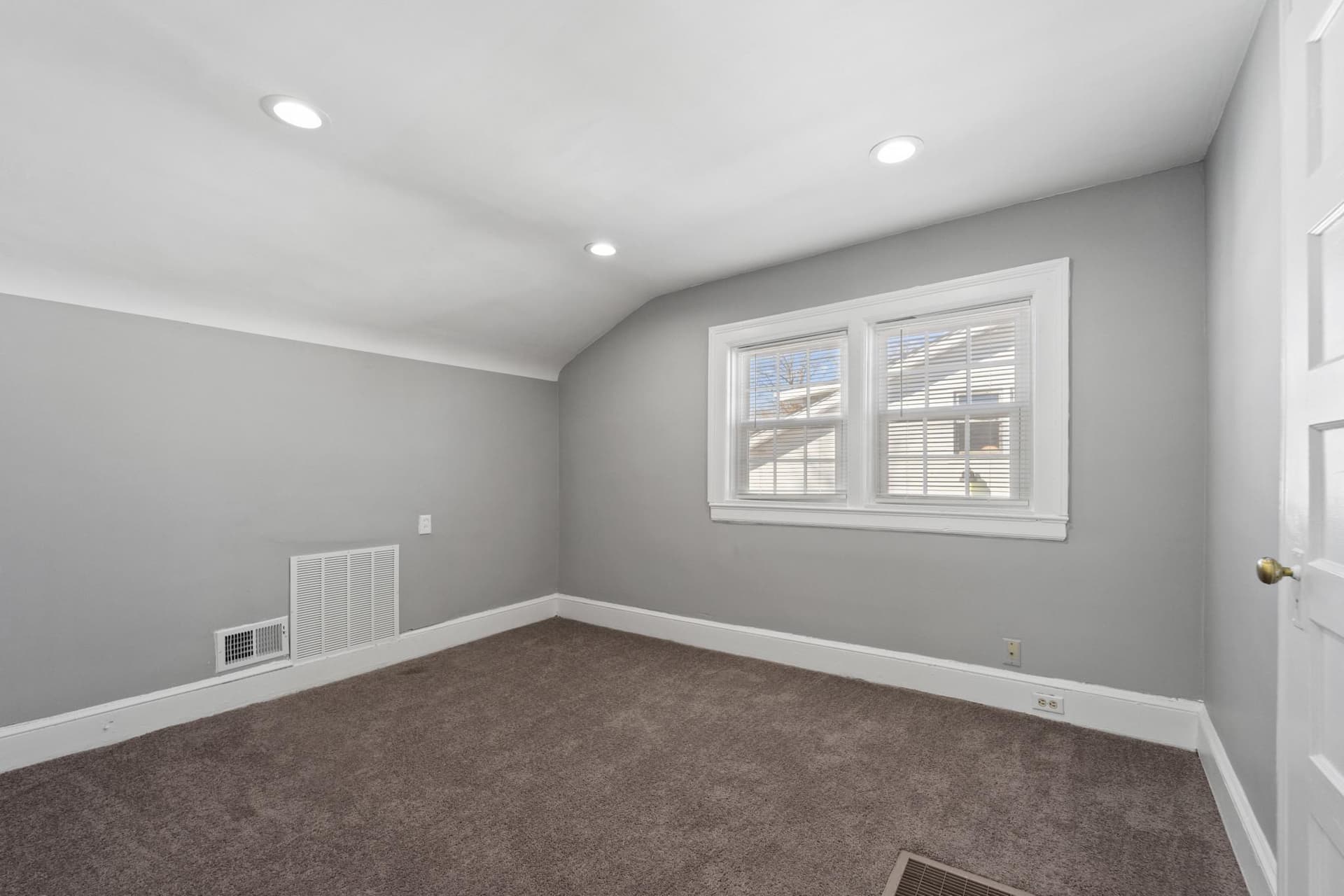 2808 Chelsea Terrace photo 15
