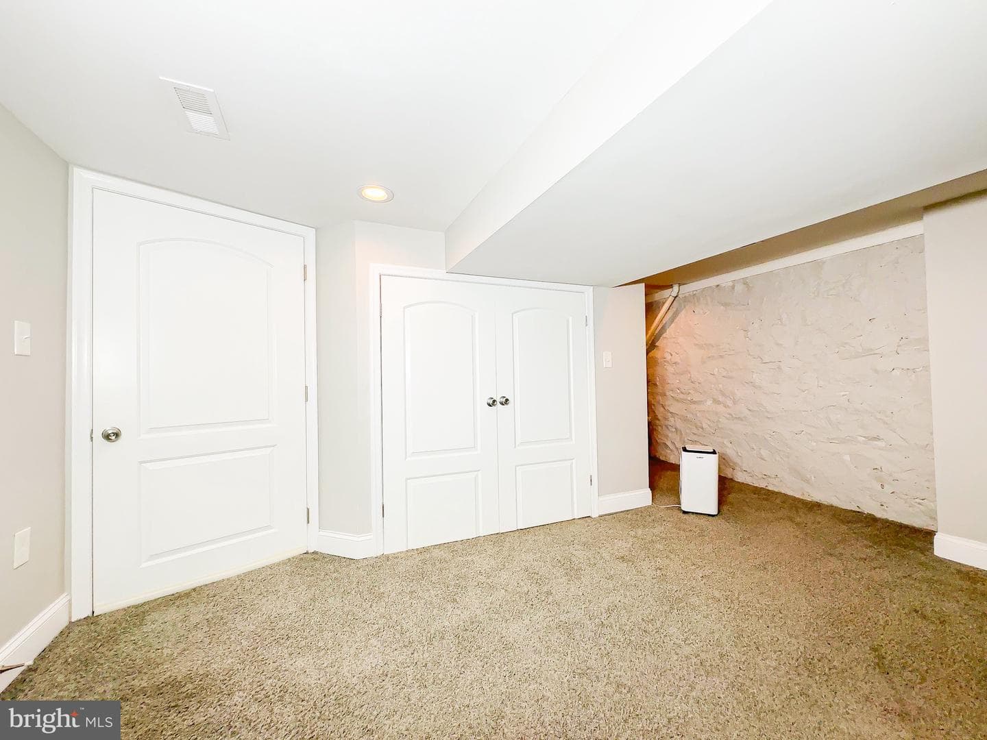 3617 Liberty Heights Avenue photo 34