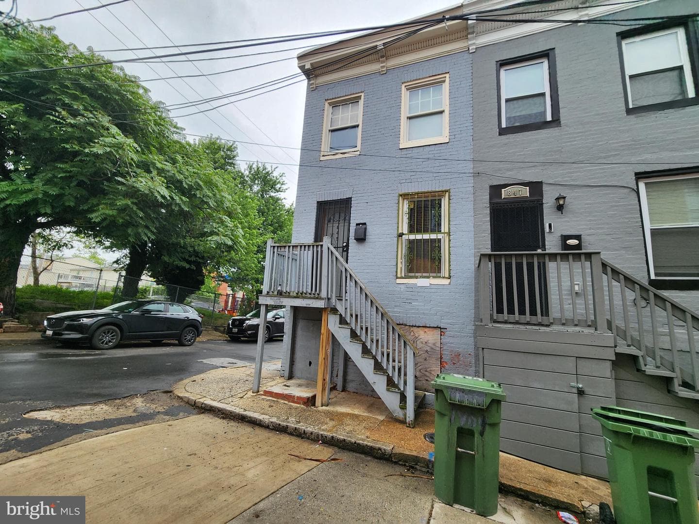 845 Reinhart Street photo 3
