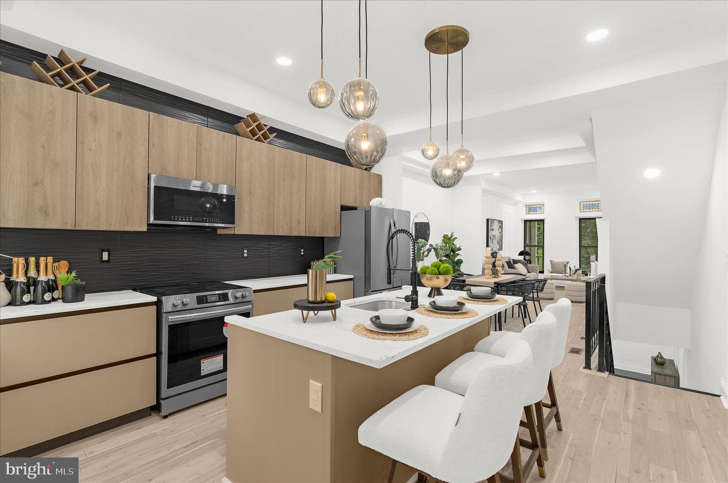 2321 Madison Avenue photo 3