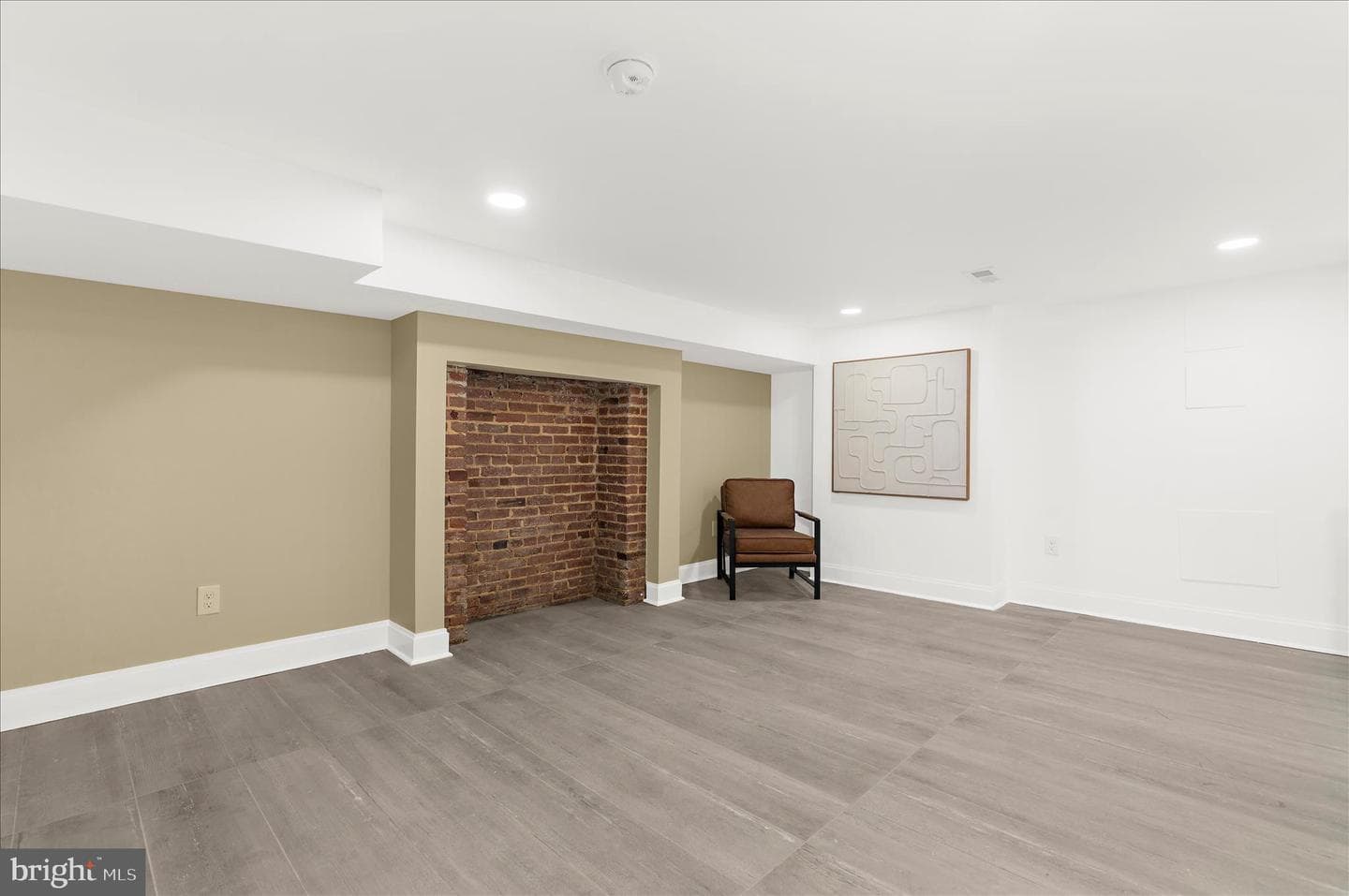 2321 Madison Avenue photo 34