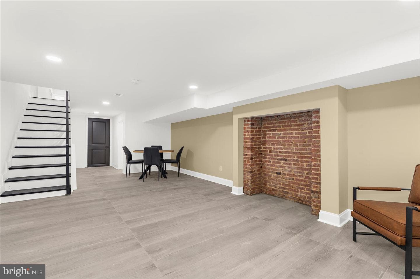 2321 Madison Avenue photo 35
