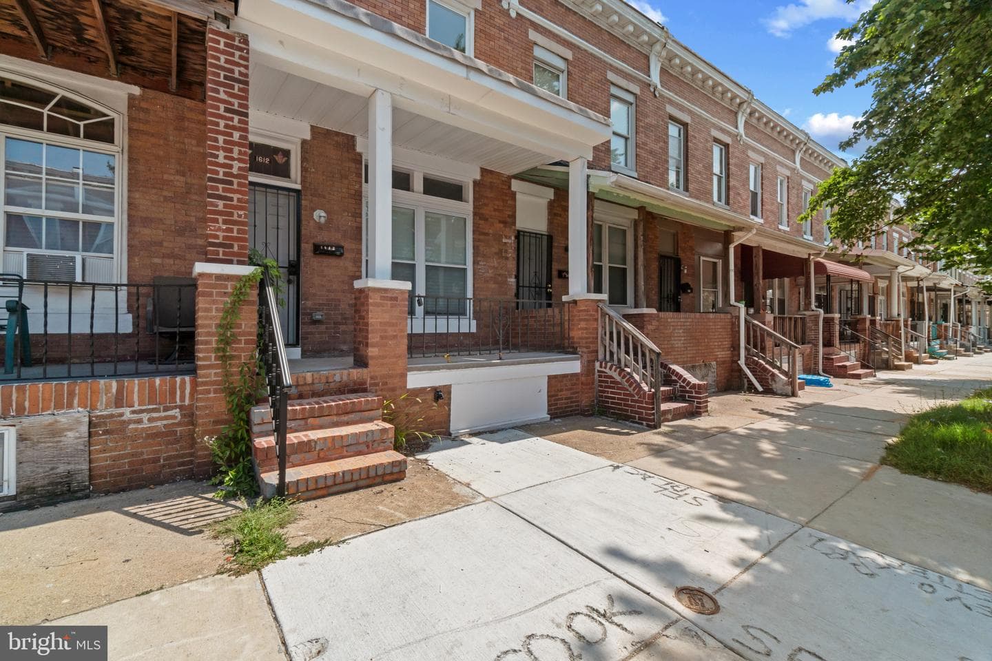 1612 E 25th Street photo 3