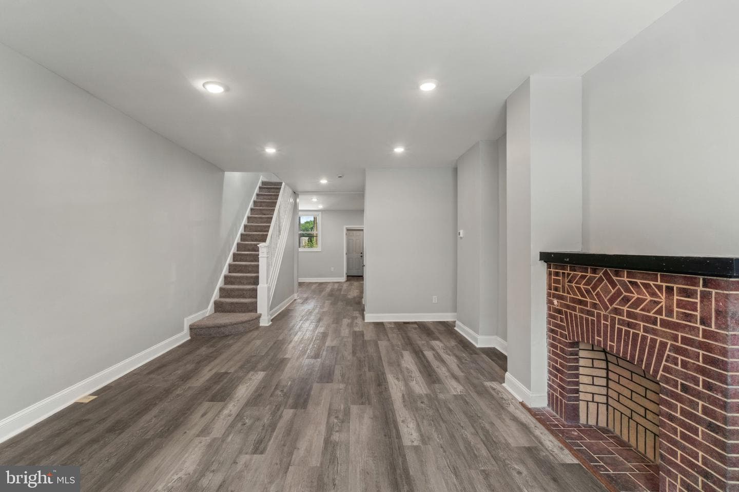1612 E 25th Street photo 6