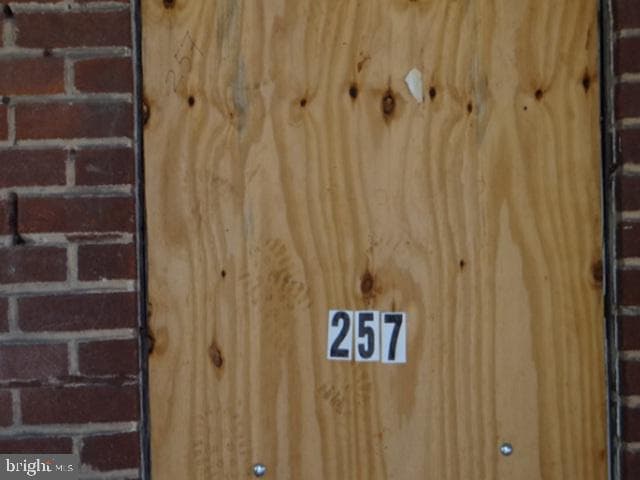257 S Hilton St photo 5
