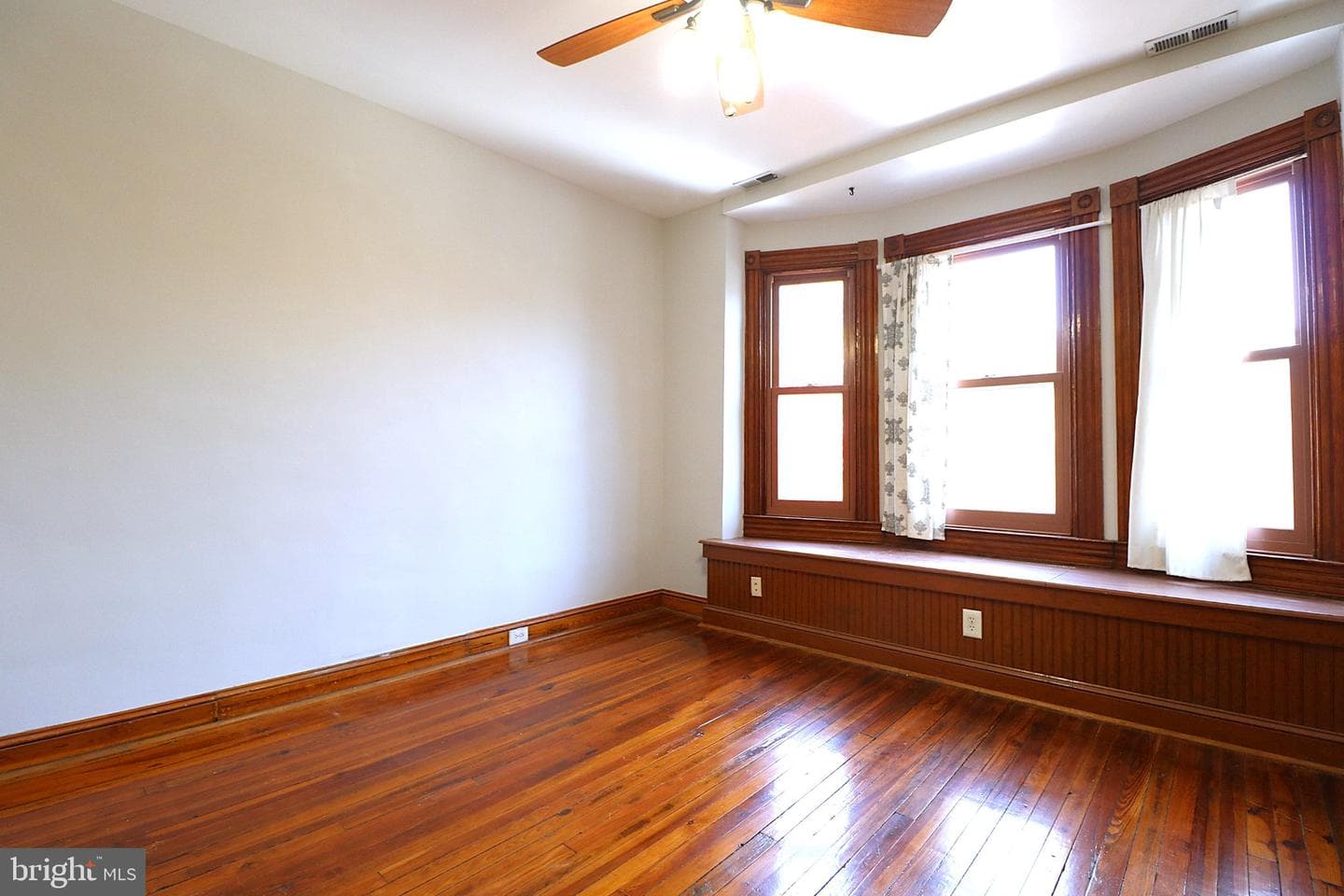 26 S Potomac Street photo 11