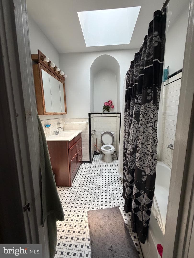 1911 E 32nd Street photo 8