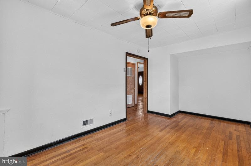 2607 Chesley Avenue photo 6