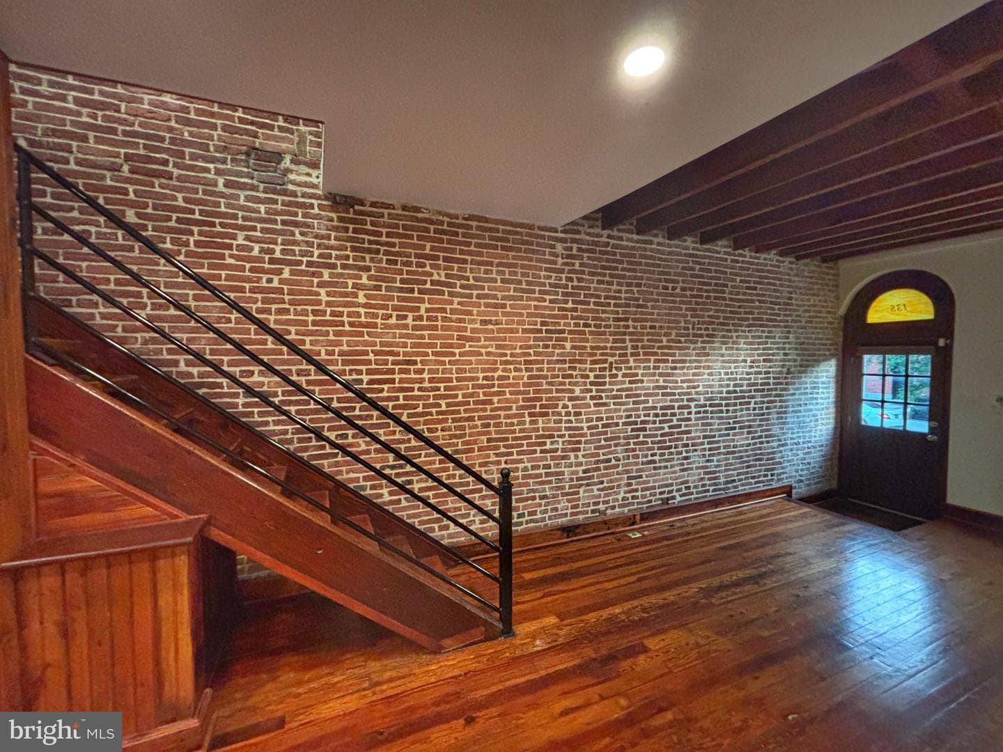 135 S East Avenue photo 3